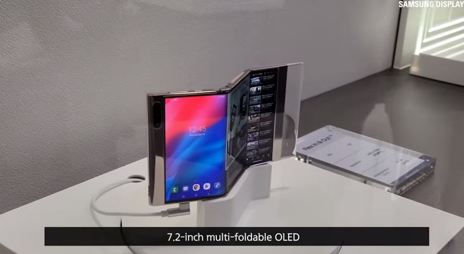 Imid 2021 Samsung Showcases Double Foldable Phone 1607